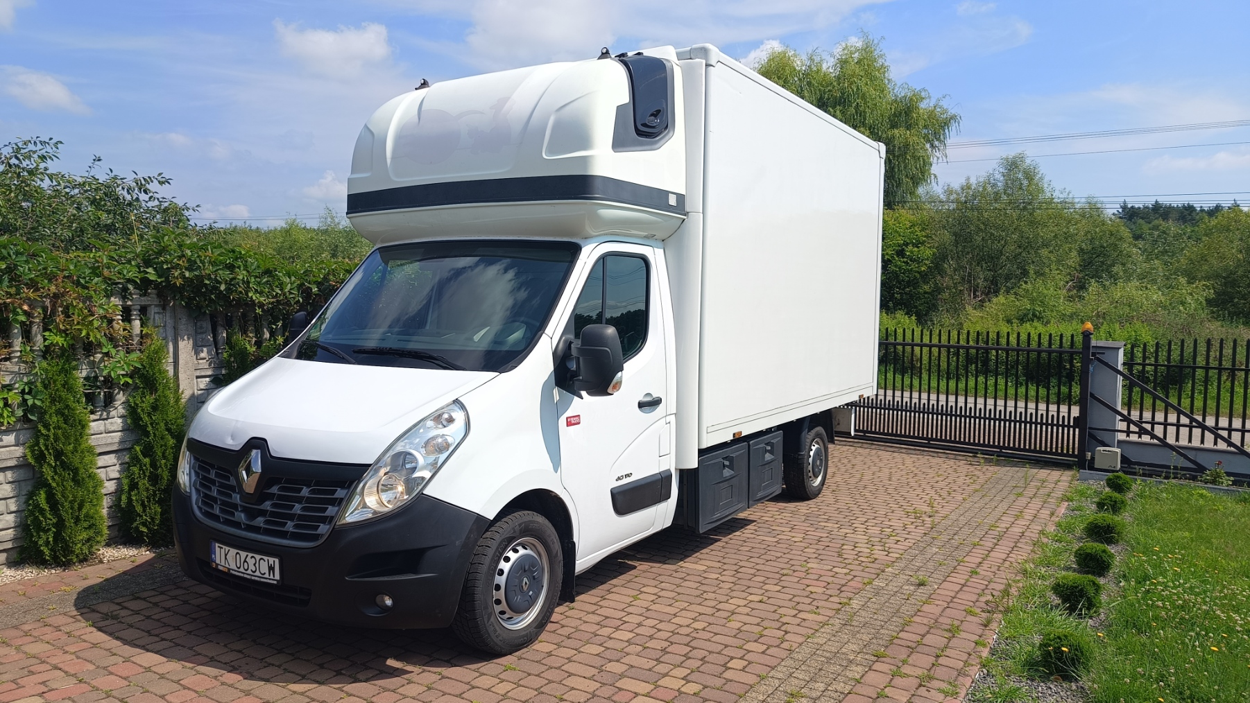 Renault Master 2018 r. 59,990 zł.